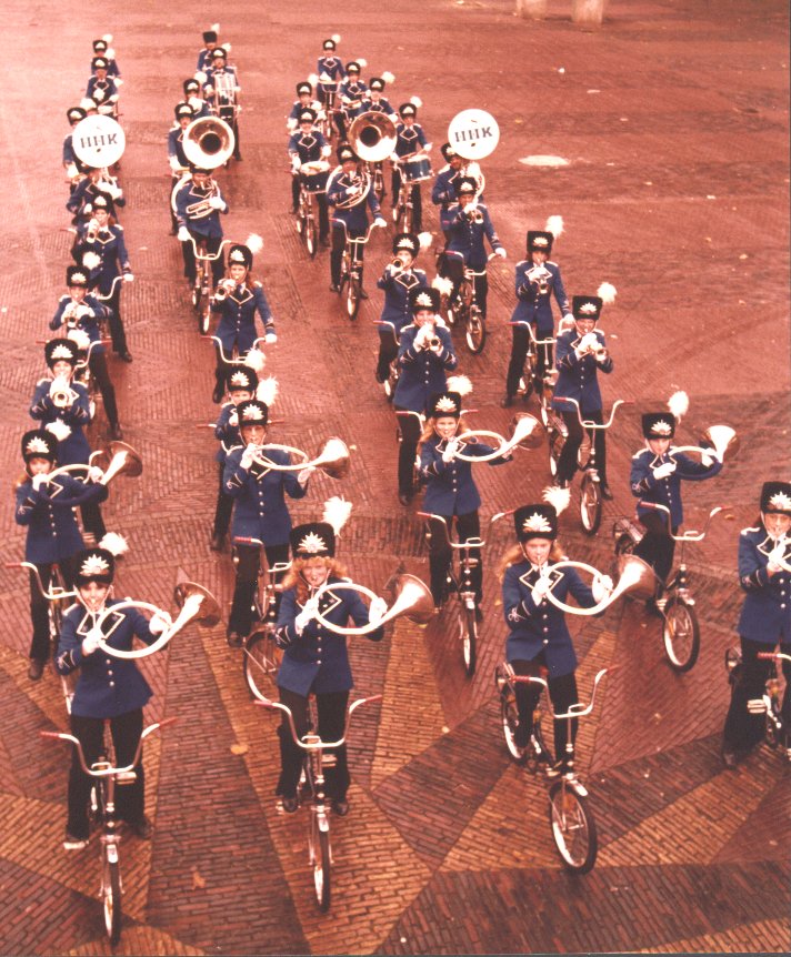 De MaC-Band HHK op de fiets in 1980